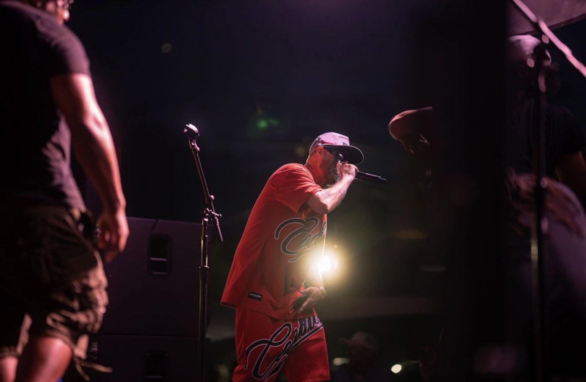 Q Bosilini on stage